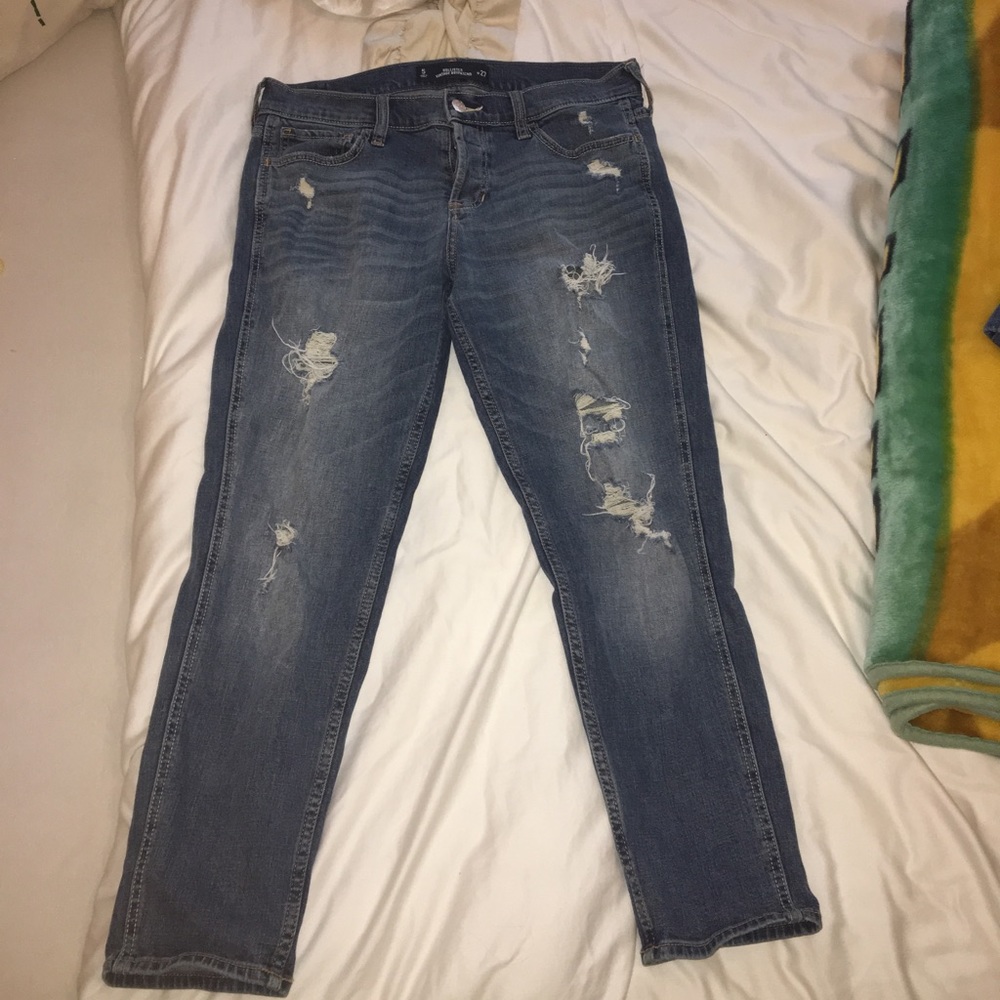Hollister distressed boyfriend jeans